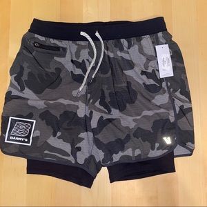 NWT Barry’s Bootcamp Vuori Stockton Short Lined